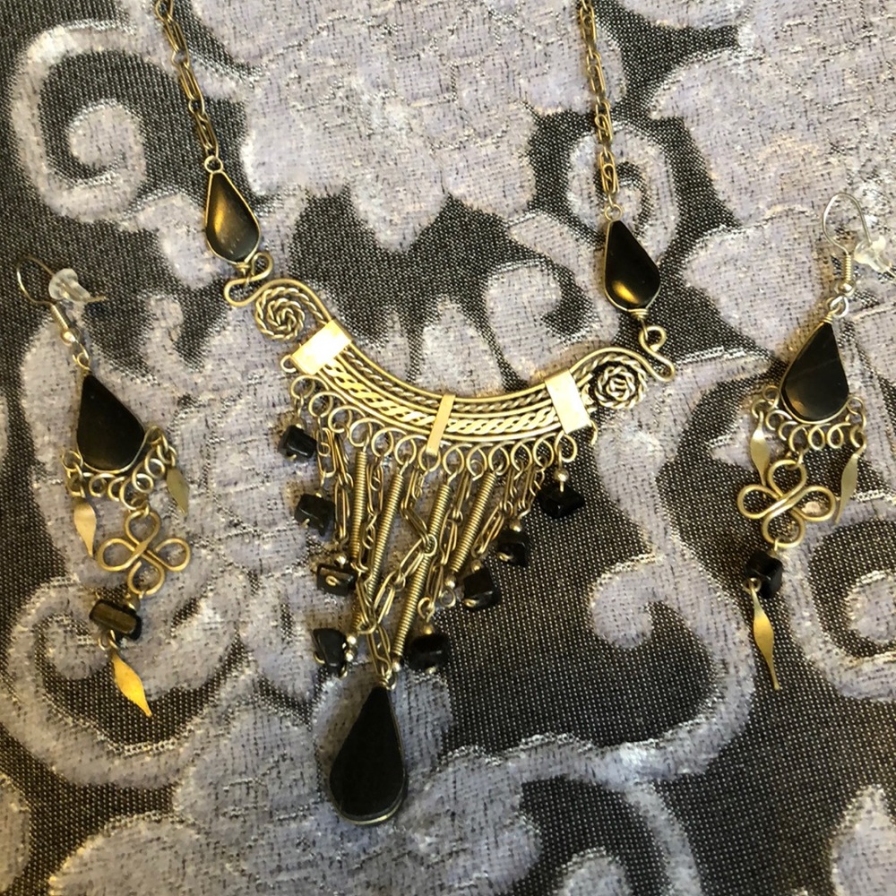 Black stone set